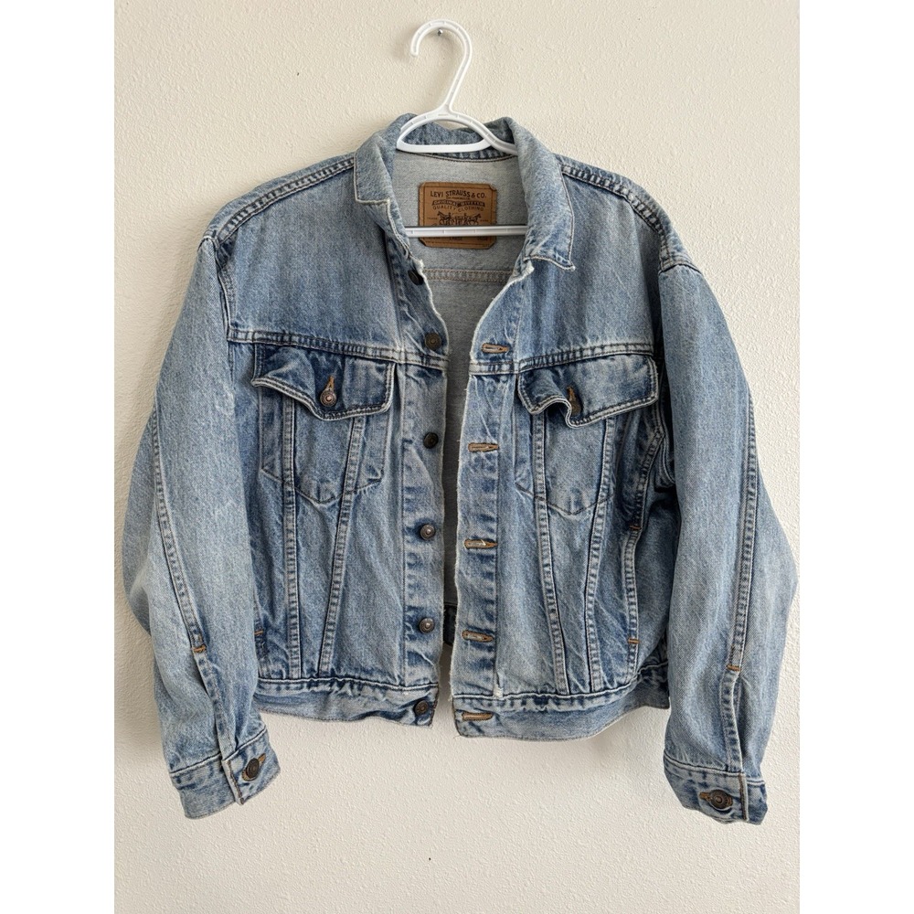 Vintage Levi's Denim Jacket Made In USA Womens Large Light Wash Cropped Trucker